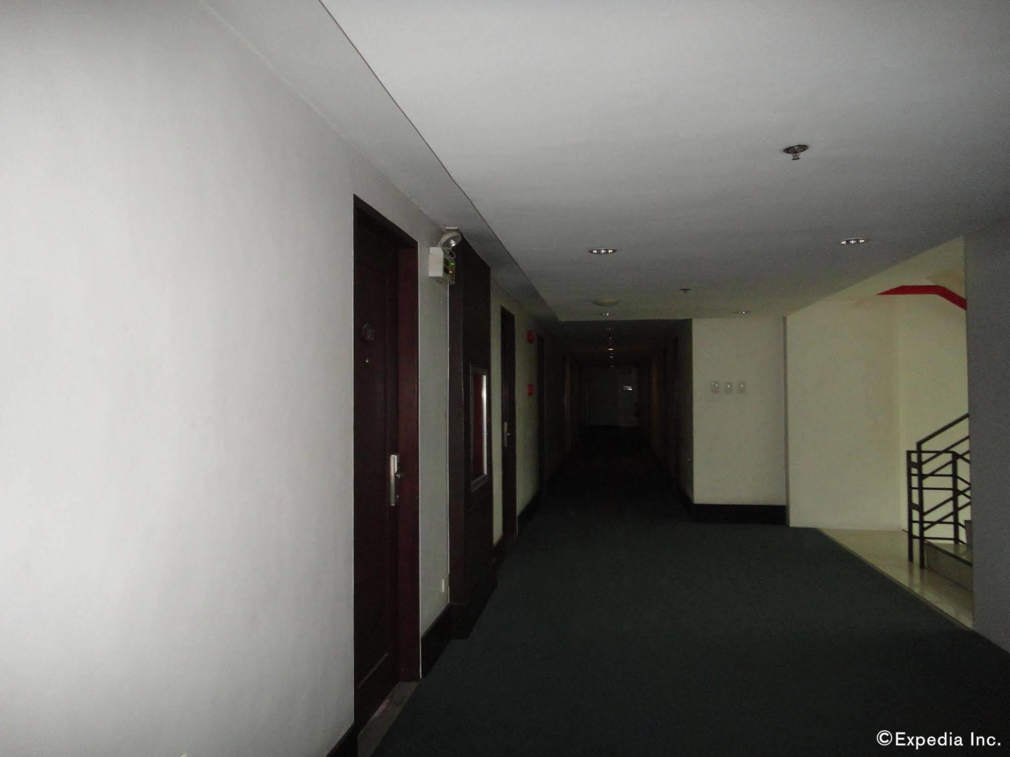 Cityscape Hotel Mandaue City Ngoại thất bức ảnh